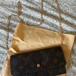 Vintage Louis Vuitton Sarah crossbody wallet